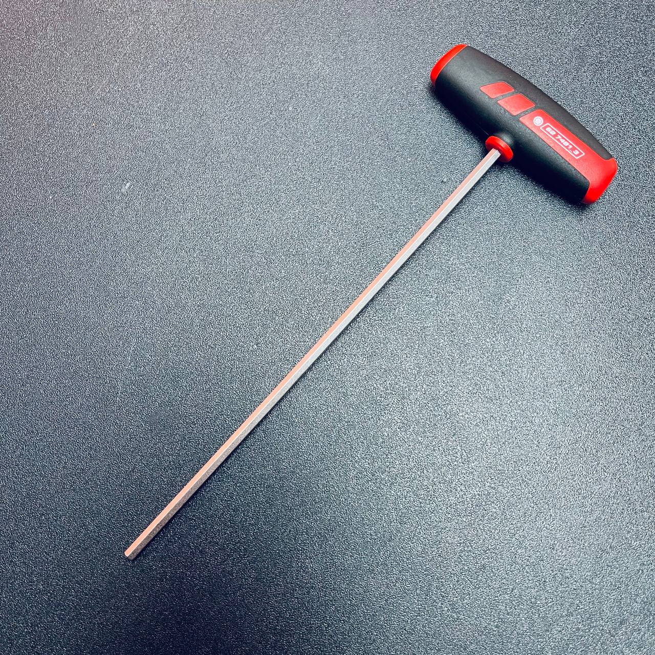 TUA VÍT LỤC GIÁC 3 MM TAY CẦM HÌNH CHỮ T HOLEX 627481 TUA VÍT LỤC GIÁC 3 MM TAY CẦM HÌNH CHỮ T HOLEX 627481
